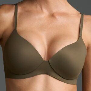 NWT EBY Pain Free T-Shirt Bra in Eden